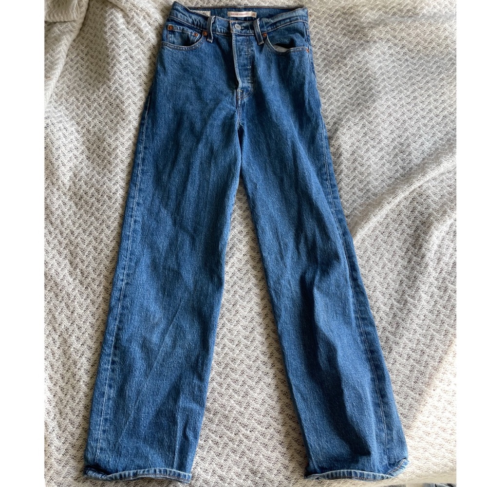 Levi ribcage jeans